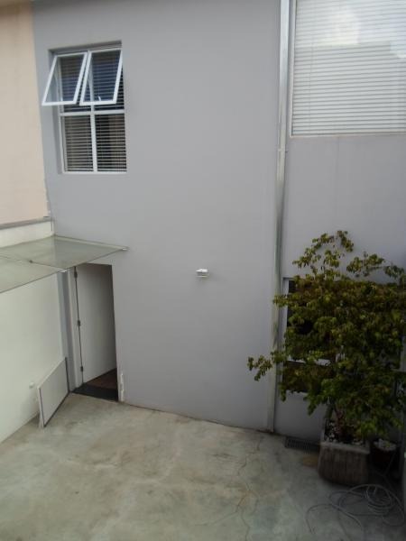 Casa à venda com 5 quartos, 240m² - Foto 15