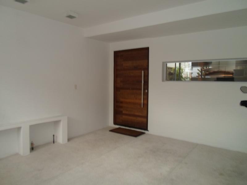 Casa à venda com 5 quartos, 240m² - Foto 17