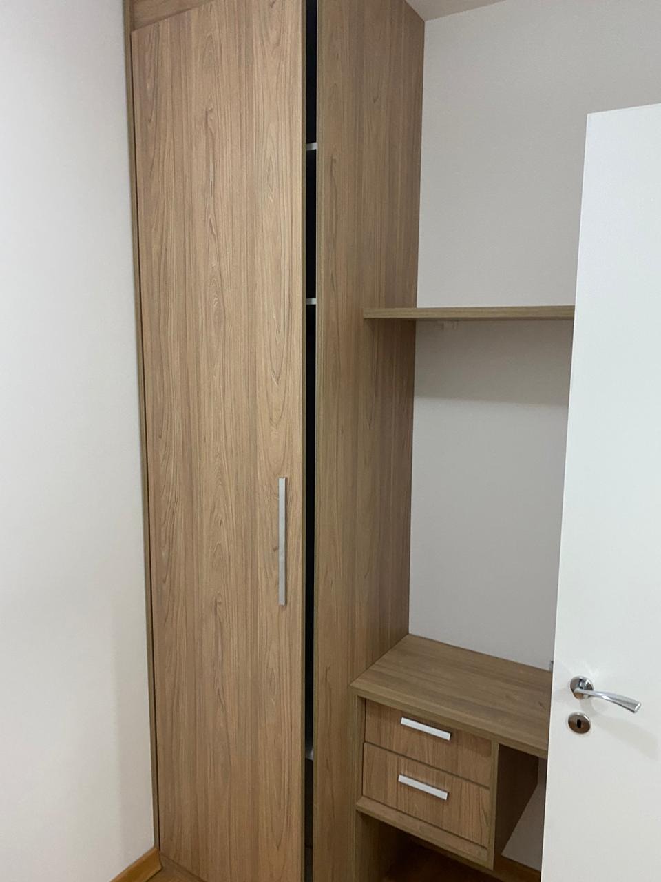 Apartamento à venda com 2 quartos, 63m² - Foto 2