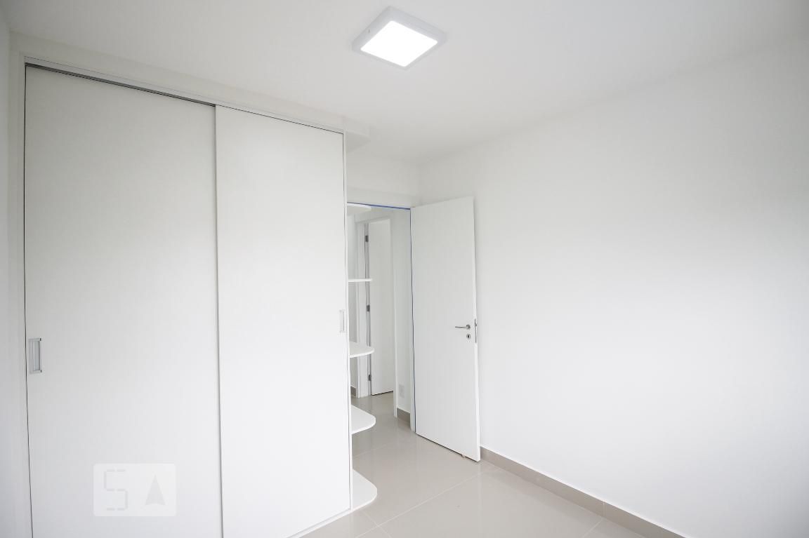 Apartamento à venda com 3 quartos, 92m² - Foto 9