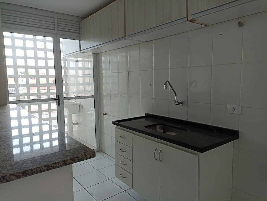 Apartamento à venda com 2 quartos, 50m² - Foto 3