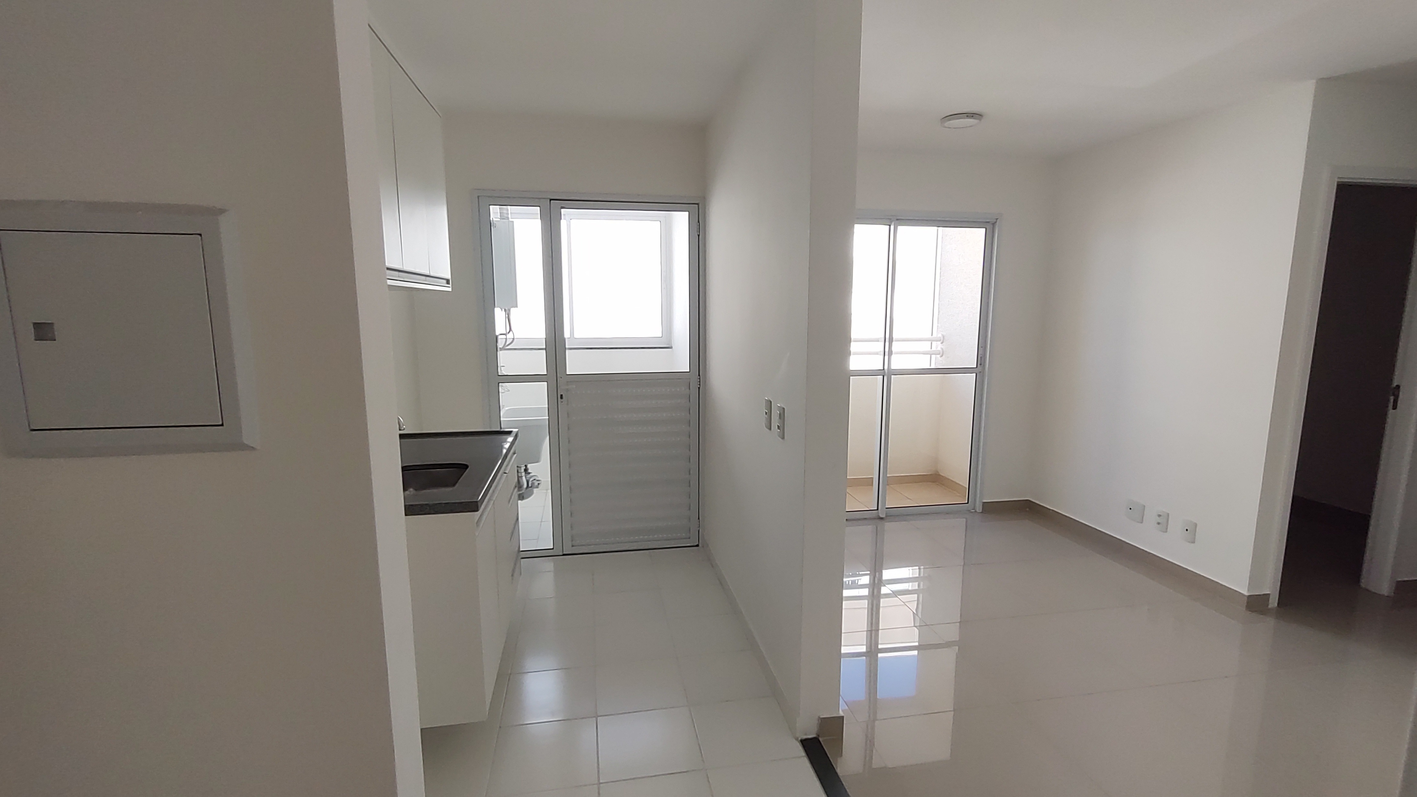 Apartamento à venda com 2 quartos, 45m² - Foto 1