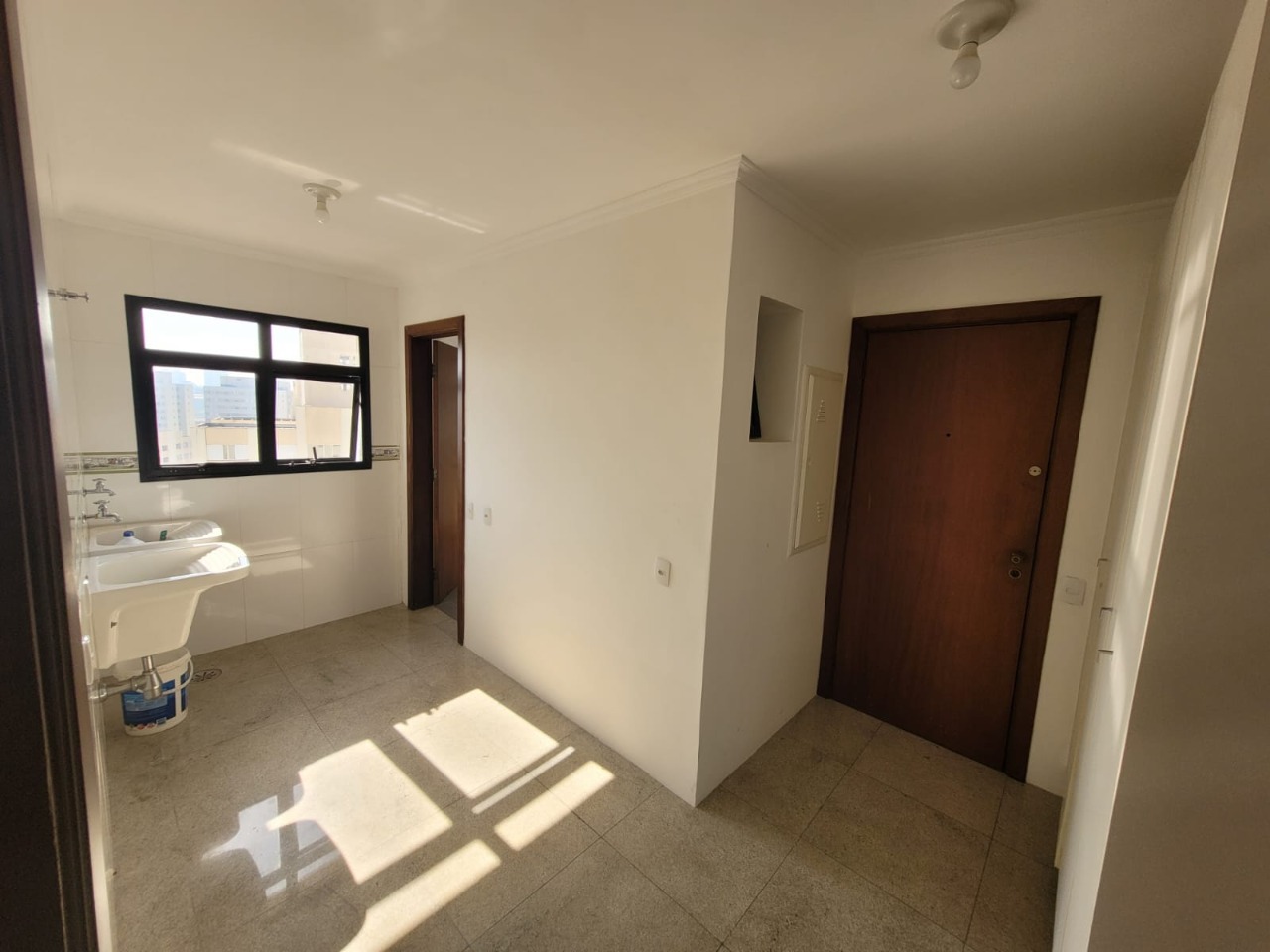 Cobertura à venda com 4 quartos, 330m² - Foto 19