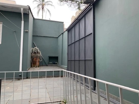 Casa à venda e aluguel com 3 quartos, 148m² - Foto 8