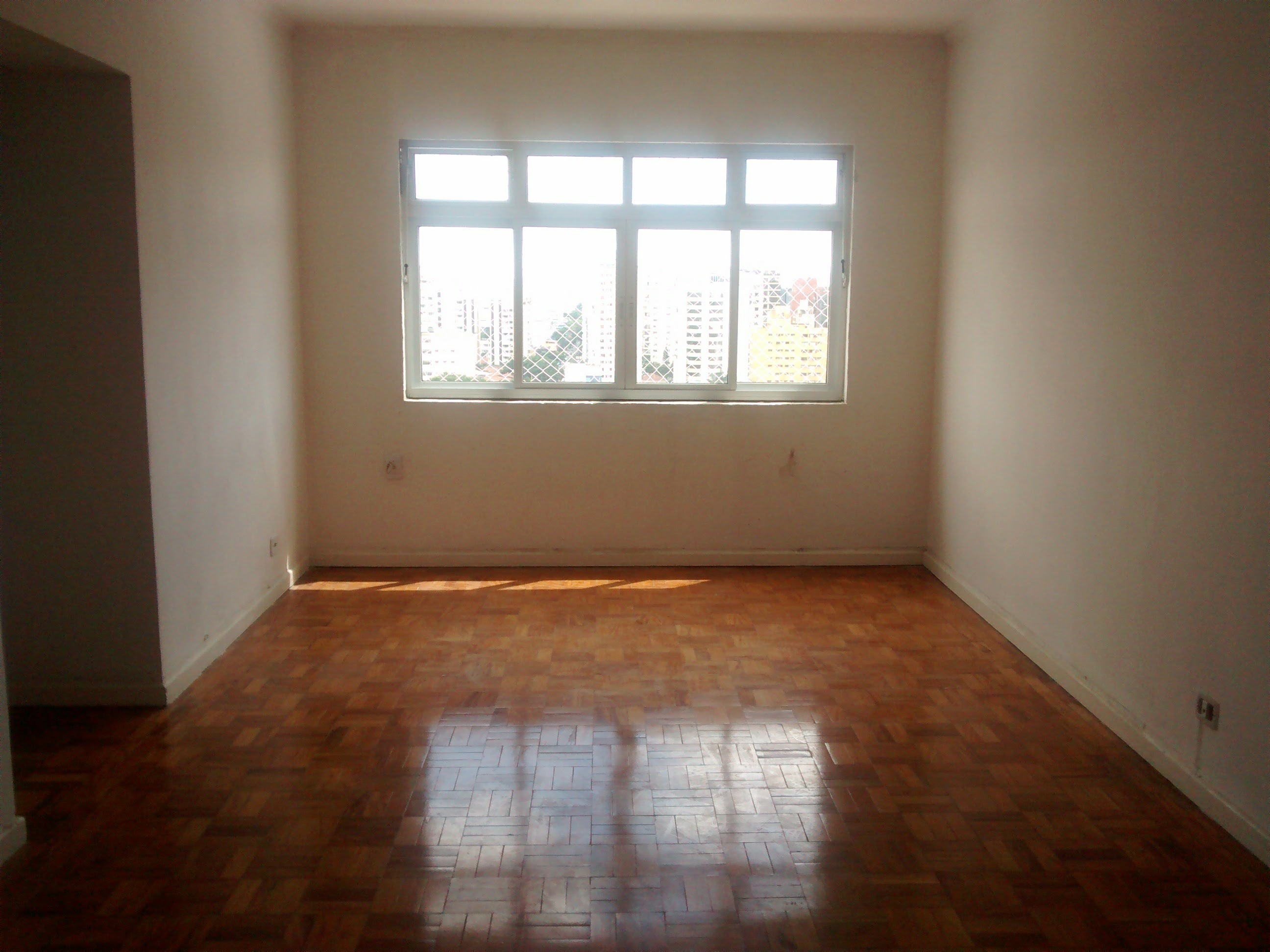 Apartamento à venda com 2 quartos, 71m² - Foto 1