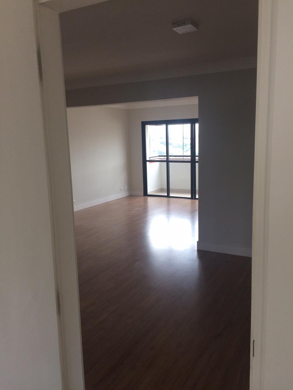 Apartamento à venda com 3 quartos, 114m² - Foto 1