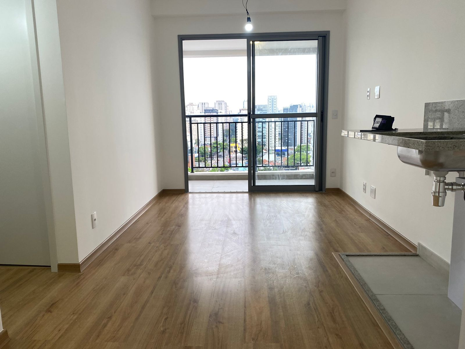 Apartamento à venda com 1 quarto, 31m² - Foto 1