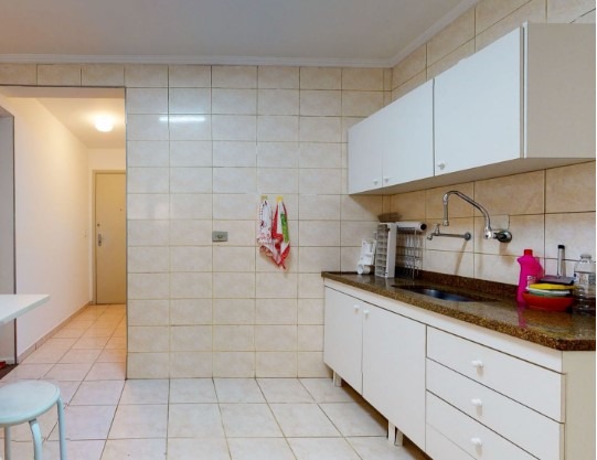 Apartamento à venda com 2 quartos, 72m² - Foto 23