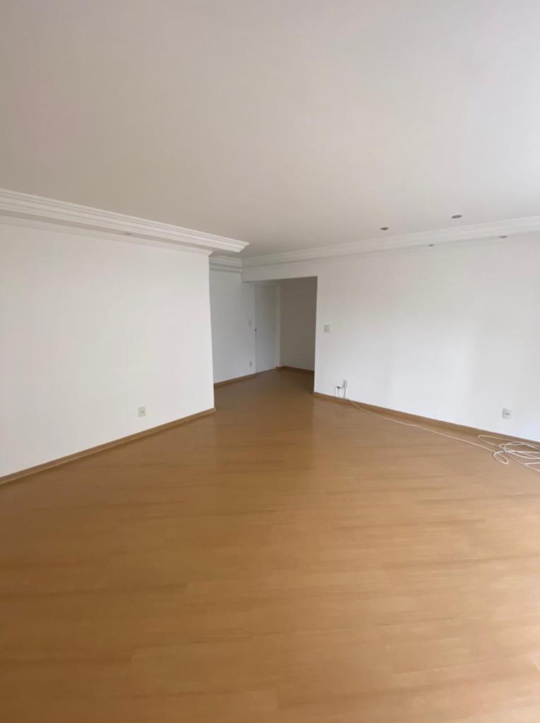 Apartamento à venda com 3 quartos, 167m² - Foto 1