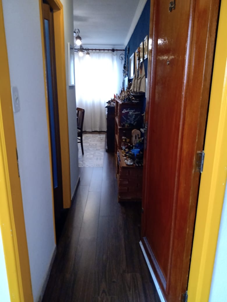 Apartamento à venda com 1 quarto, 34m² - Foto 2