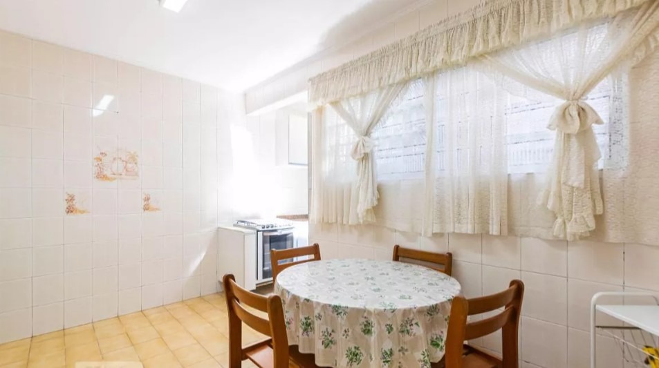 Casa à venda com 3 quartos, 198m² - Foto 9