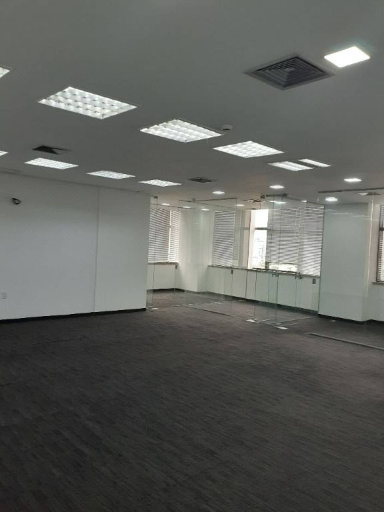 Conjunto Comercial-Sala à venda e aluguel, 188m² - Foto 15