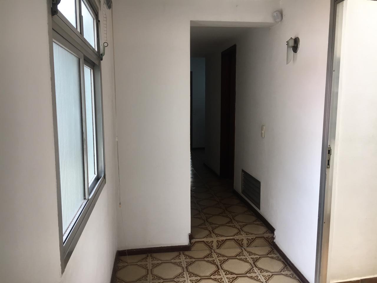 Casa à venda com 4 quartos, 200m² - Foto 23