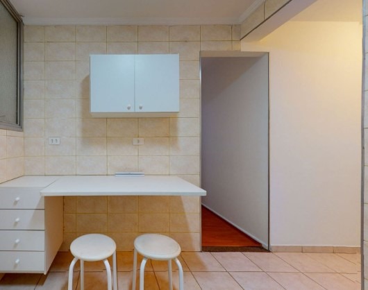 Apartamento à venda com 2 quartos, 72m² - Foto 4