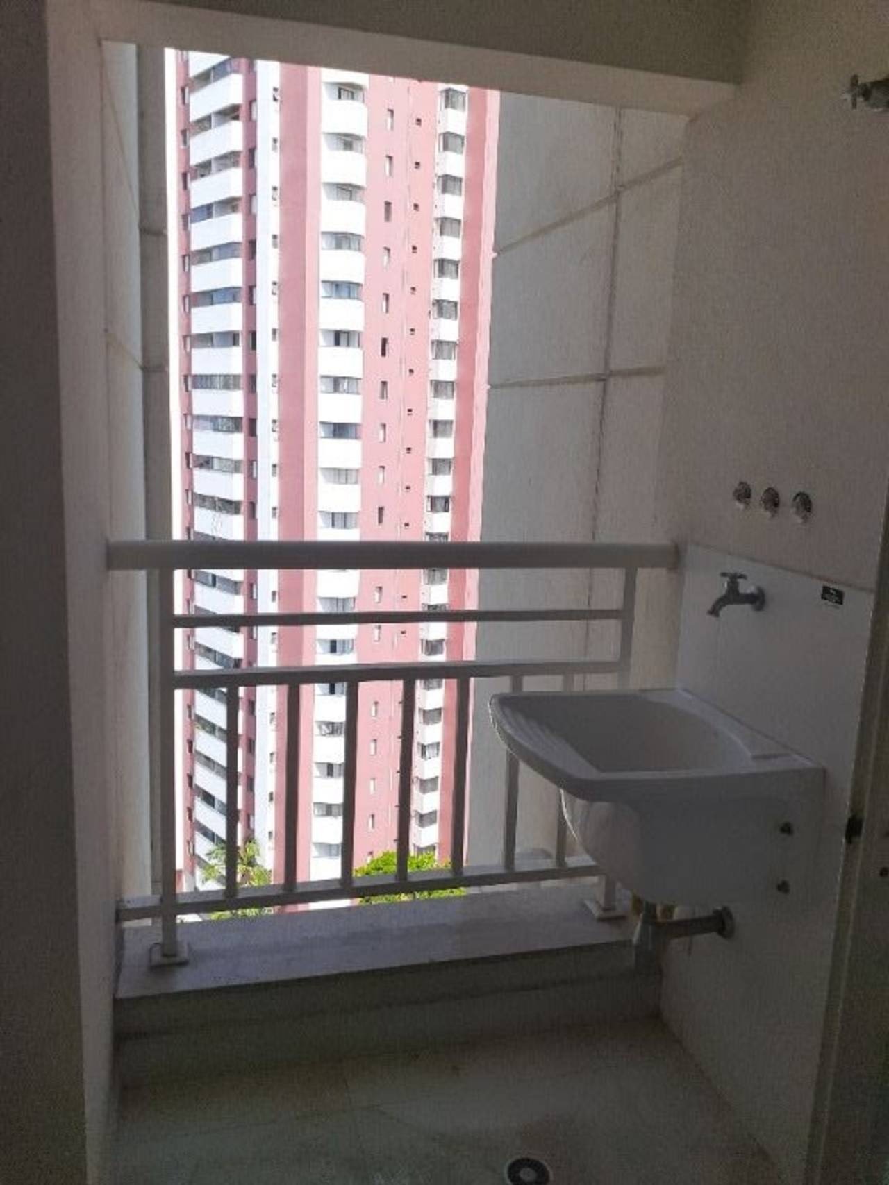 Apartamento à venda com 2 quartos, 63m² - Foto 17