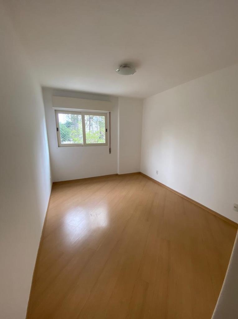 Apartamento à venda com 3 quartos, 167m² - Foto 5