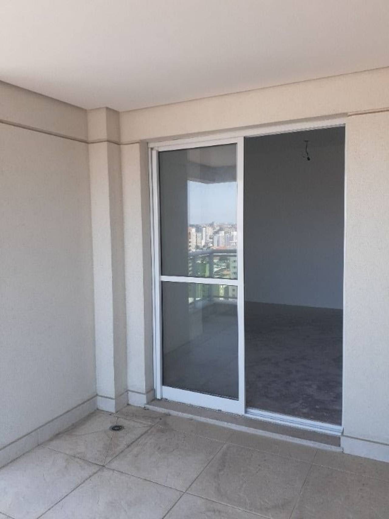 Apartamento à venda com 2 quartos, 63m² - Foto 3