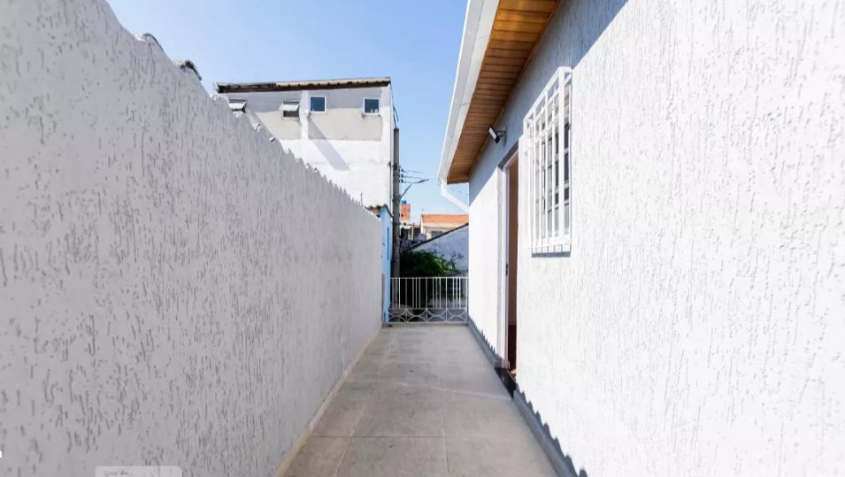 Casa à venda com 3 quartos, 198m² - Foto 4