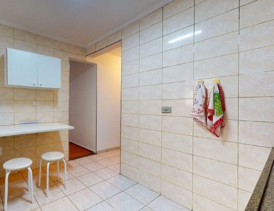 Apartamento à venda com 2 quartos, 72m² - Foto 3