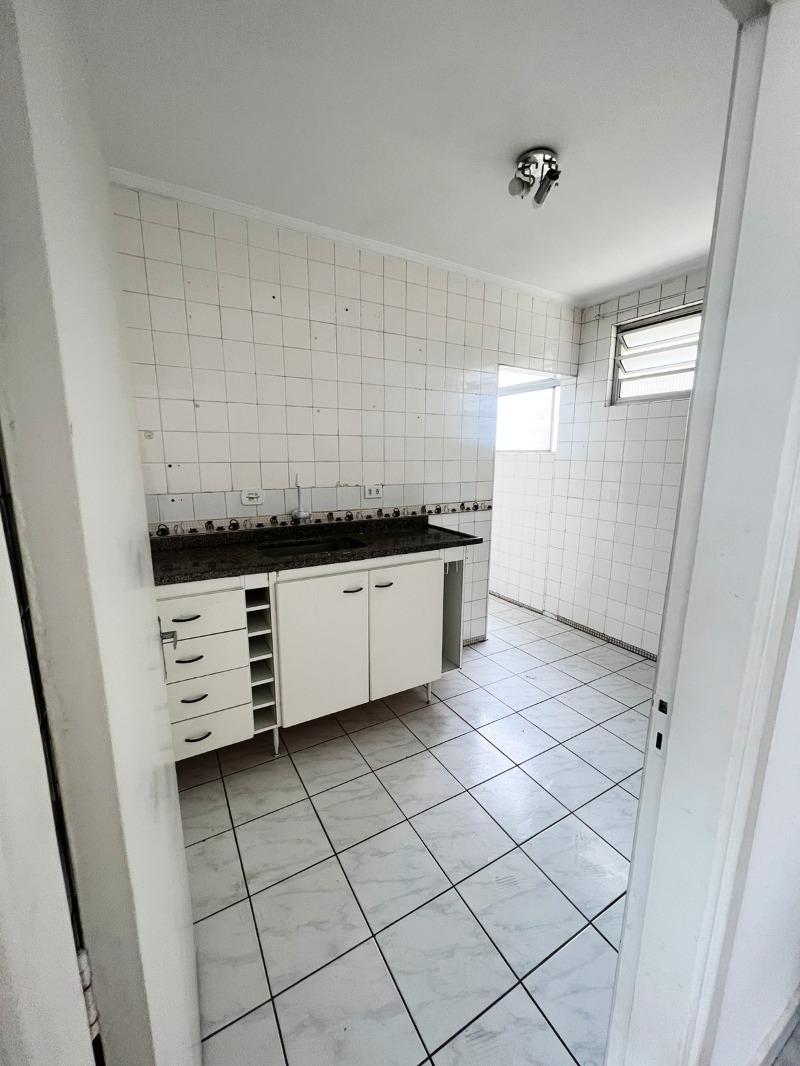 Apartamento à venda com 3 quartos, 98m² - Foto 5