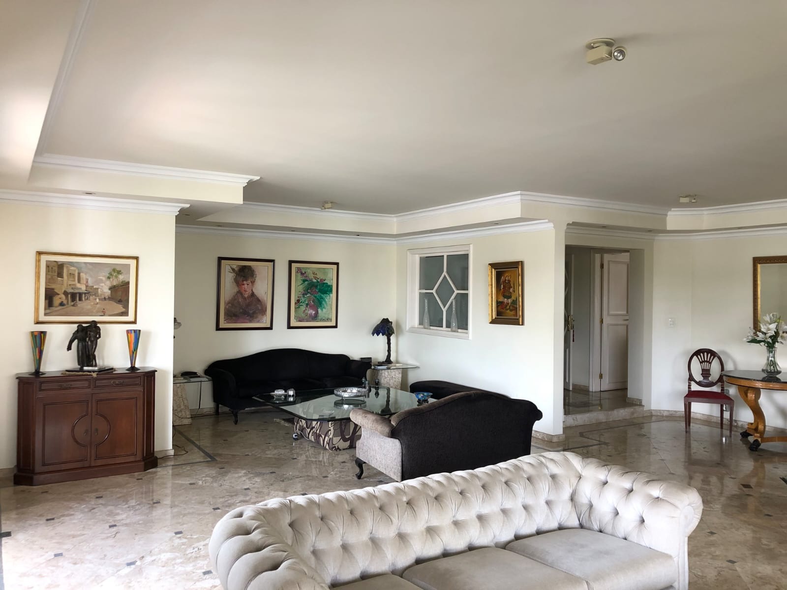 Apartamento à venda com 3 quartos, 320m² - Foto 2