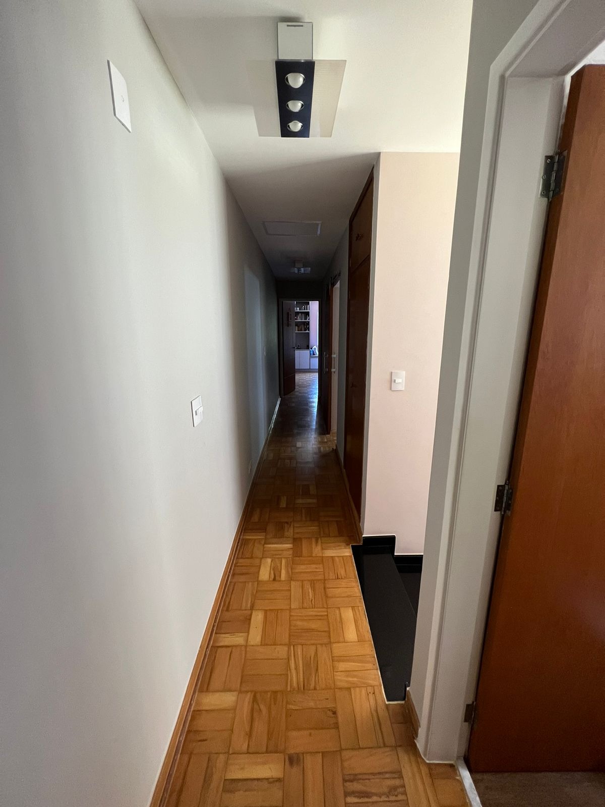 Casa à venda com 3 quartos, 240m² - Foto 5