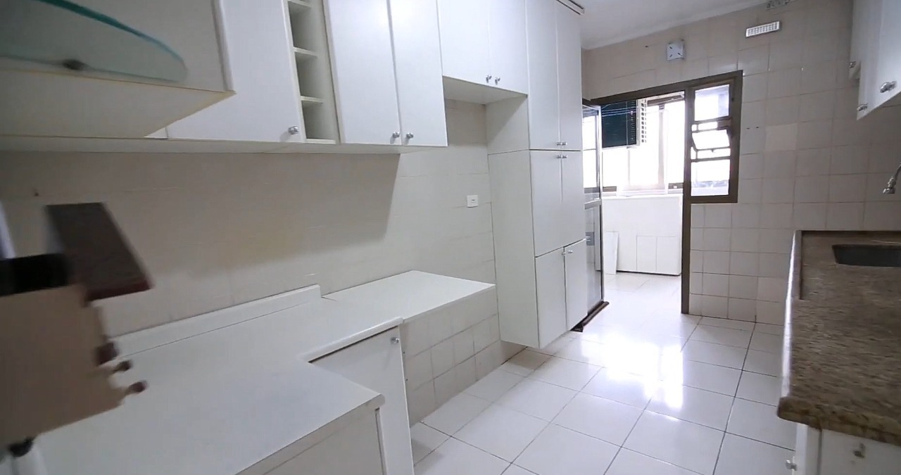 Apartamento à venda com 2 quartos, 92m² - Foto 4