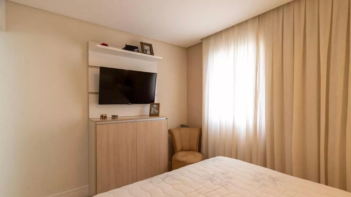 Apartamento à venda com 4 quartos, 127m² - Foto 19