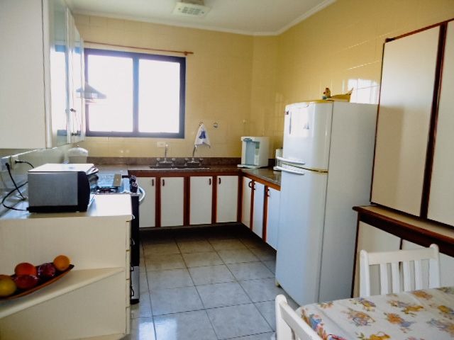 Apartamento à venda com 3 quartos, 150m² - Foto 9