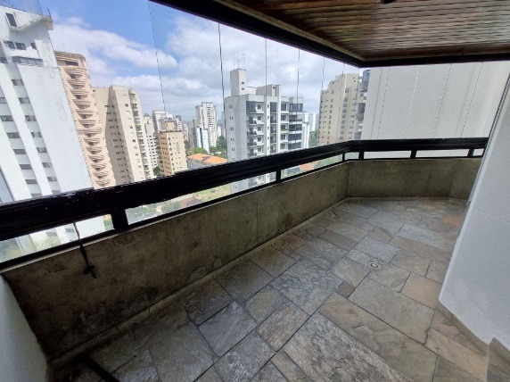 Apartamento à venda com 3 quartos, 105m² - Foto 4