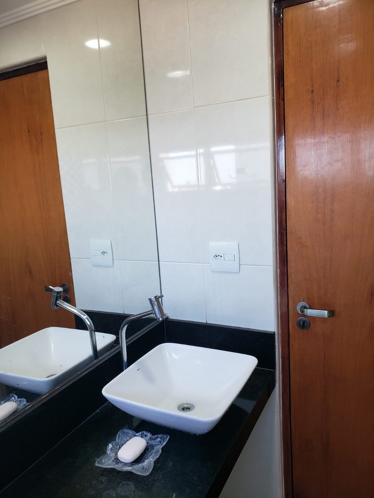 Cobertura à venda com 3 quartos, 220m² - Foto 3