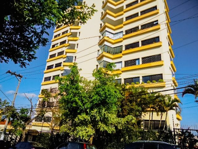 Apartamento à venda com 3 quartos, 150m² - Foto 1