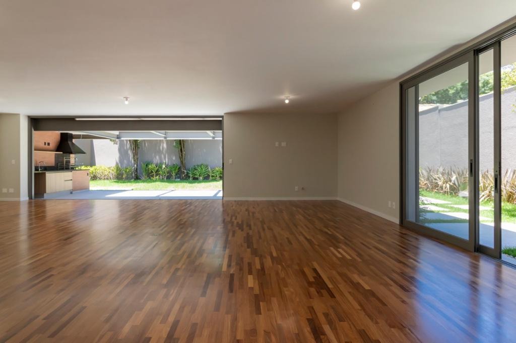 Casa à venda e aluguel com 4 quartos, 371m² - Foto 20