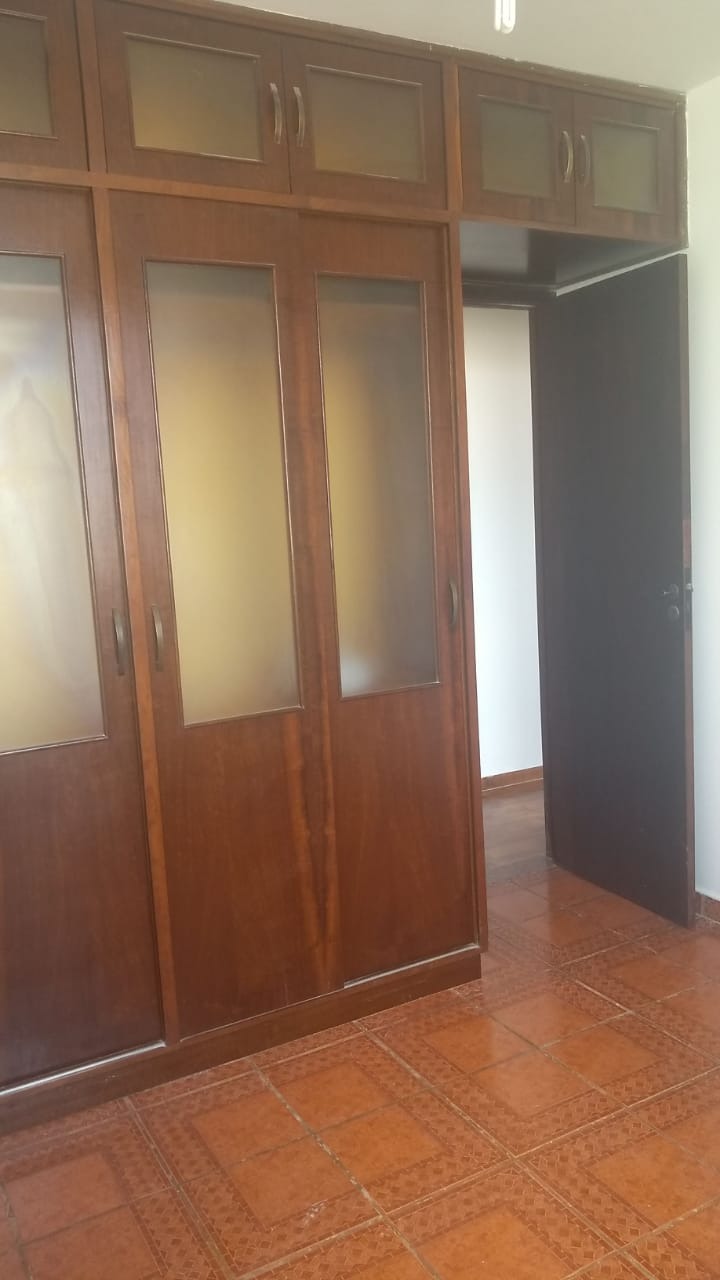 Apartamento à venda com 2 quartos, 62m² - Foto 11