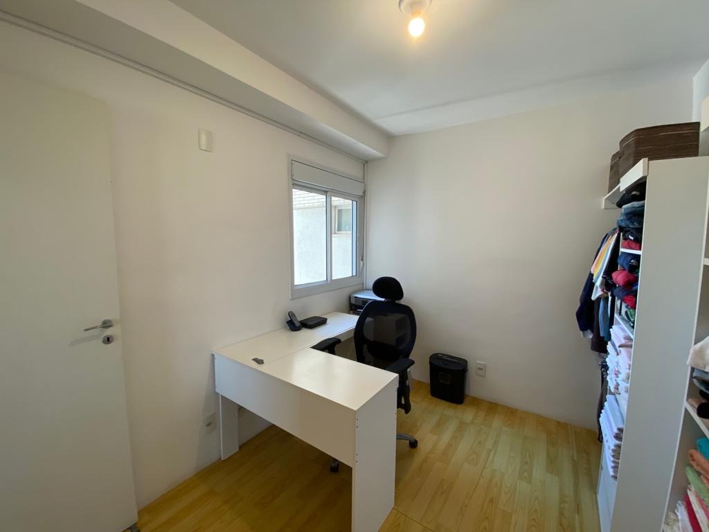 Apartamento à venda com 4 quartos, 137m² - Foto 3