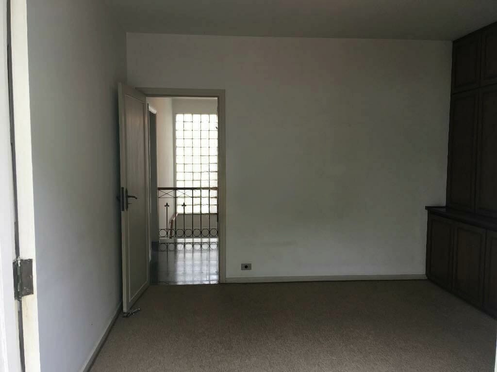 Casa à venda com 4 quartos, 385m² - Foto 26