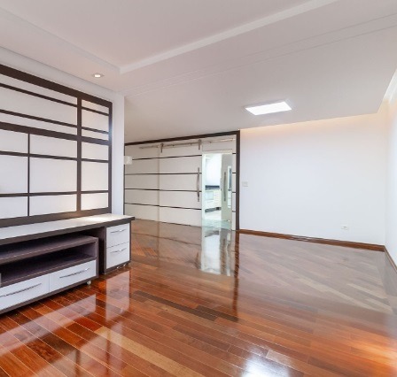 Apartamento à venda com 3 quartos, 133m² - Foto 1