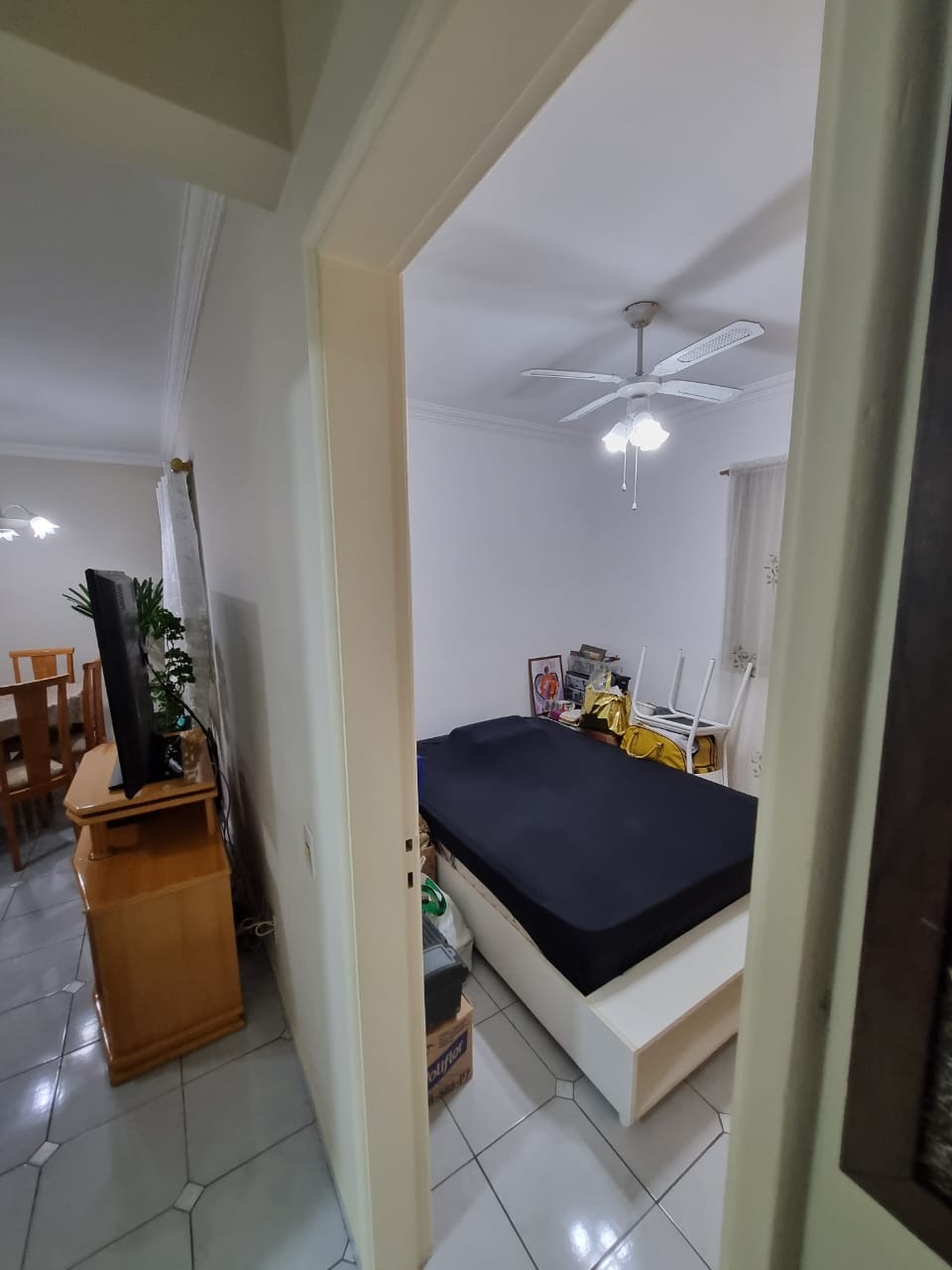 Apartamento à venda com 3 quartos, 75m² - Foto 2