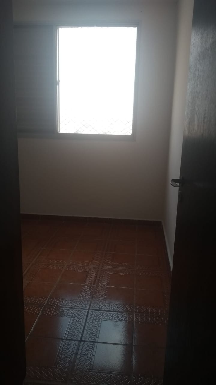 Apartamento à venda com 2 quartos, 62m² - Foto 12