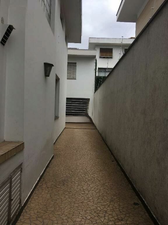 Casa à venda com 4 quartos, 385m² - Foto 30