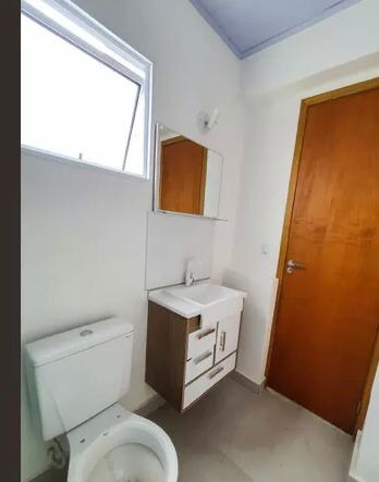 Casa à venda com 2 quartos, 90m² - Foto 3