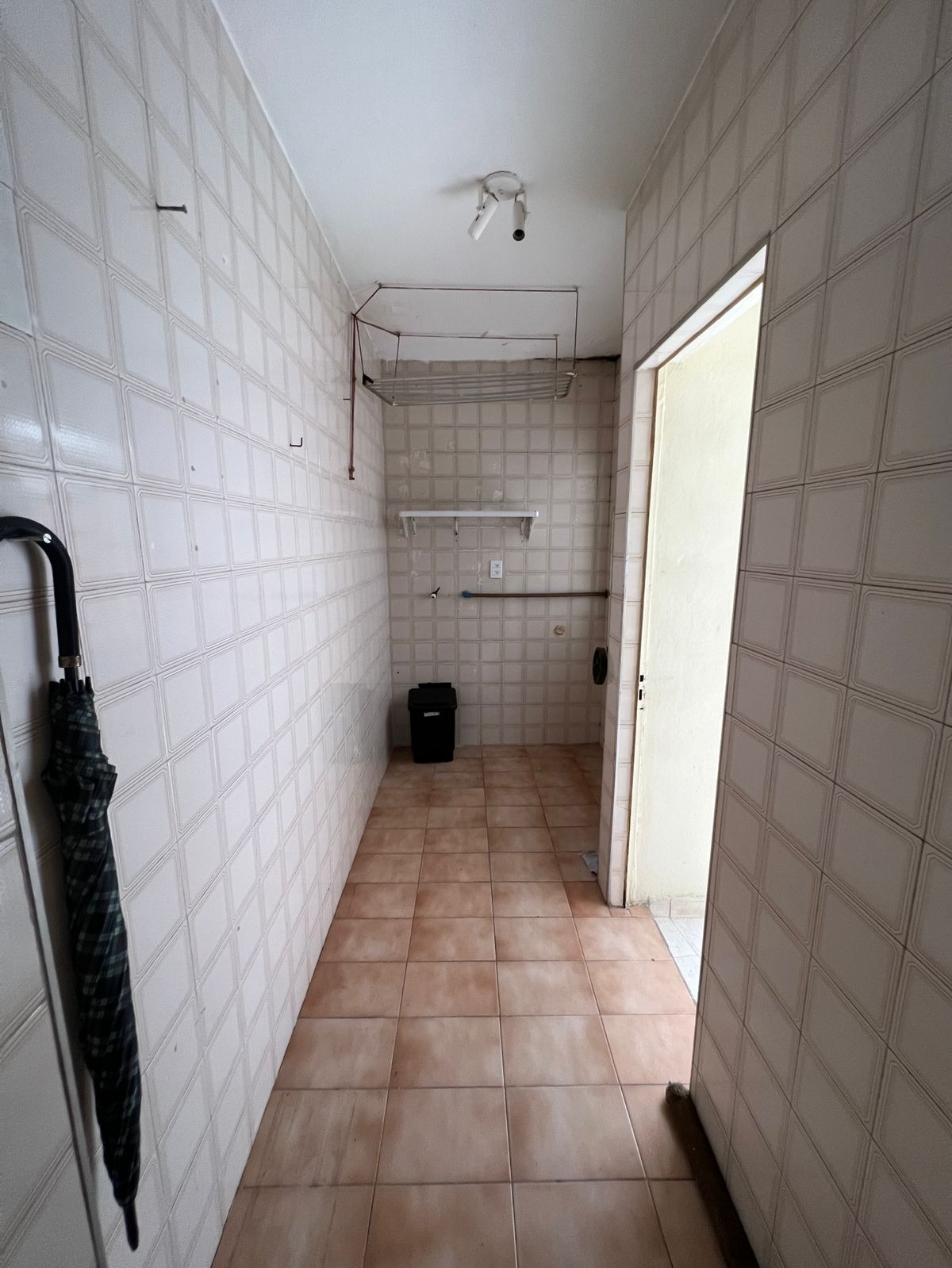 Apartamento à venda com 1 quarto, 58m² - Foto 5