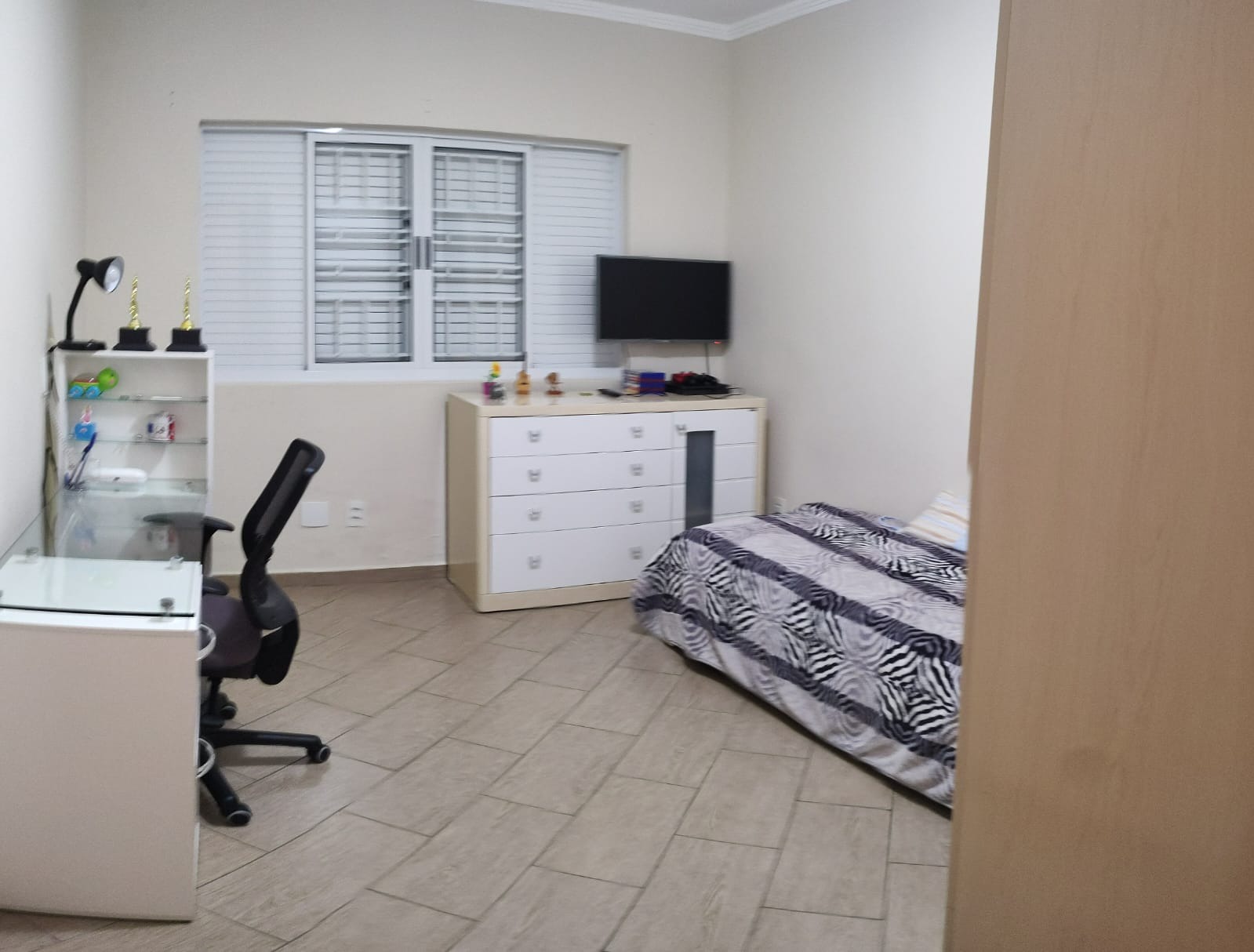 Casa à venda com 3 quartos, 168m² - Foto 6