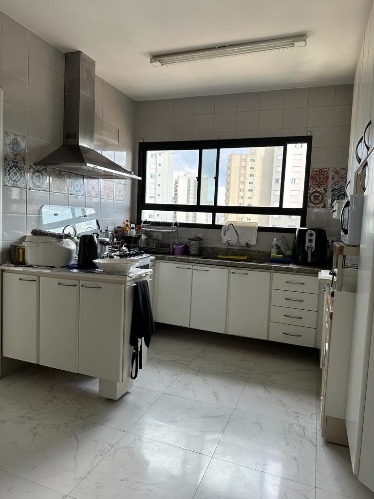 Apartamento à venda com 4 quartos, 173m² - Foto 9