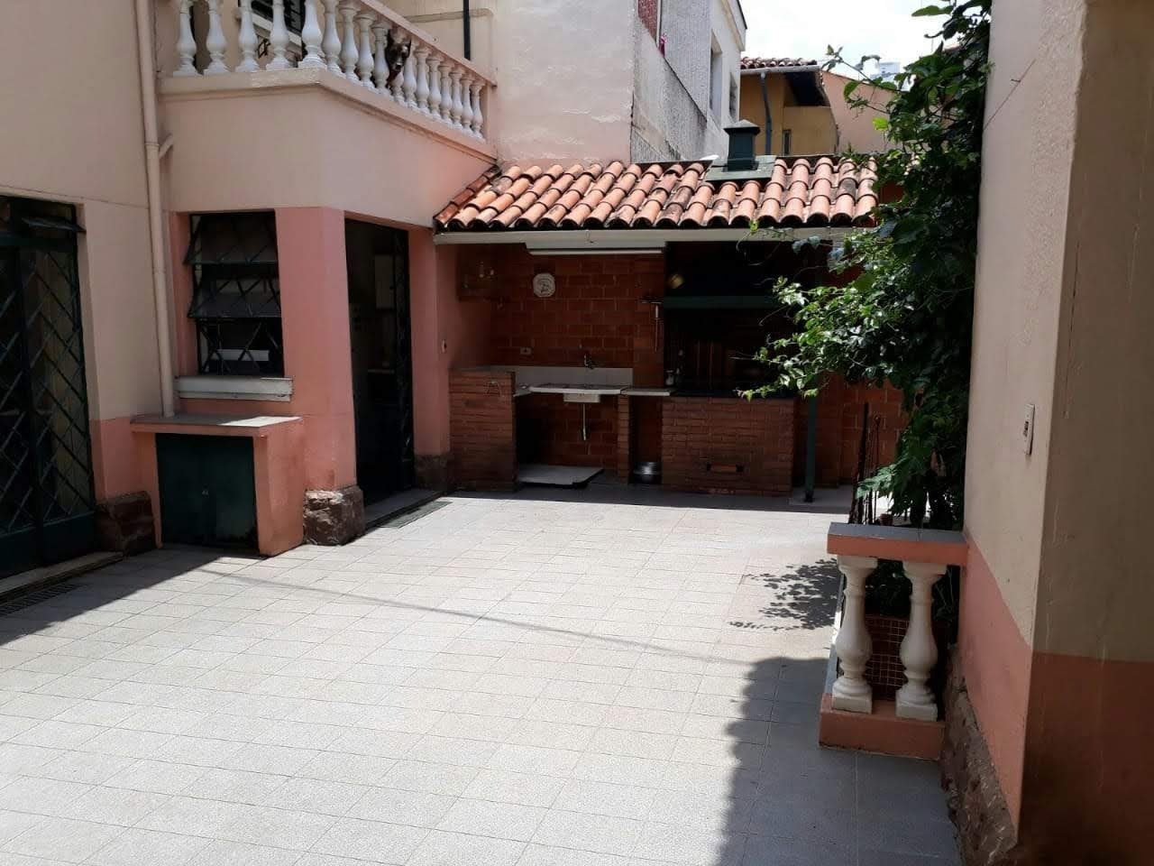 Casa à venda com 5 quartos, 250m² - Foto 6