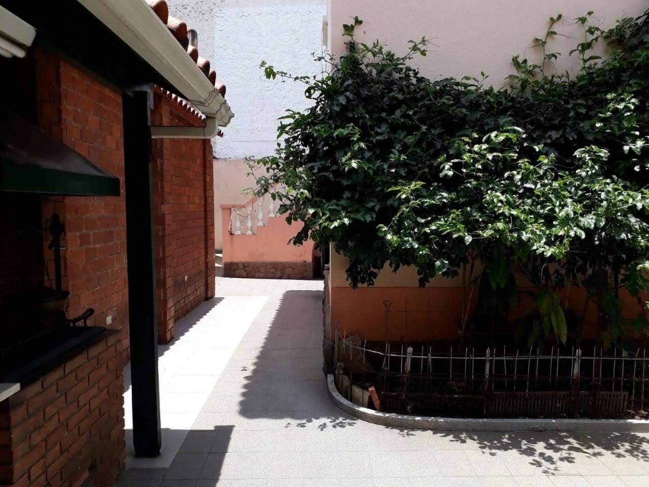 Casa à venda com 5 quartos, 250m² - Foto 15