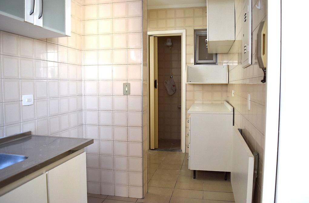 Apartamento à venda com 2 quartos, 70m² - Foto 19