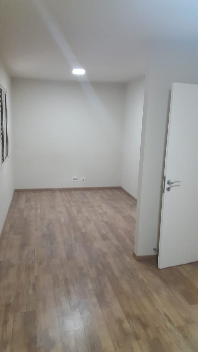 Apartamento à venda com 3 quartos, 77m² - Foto 7