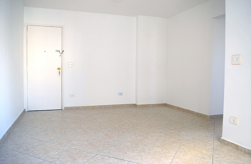 Apartamento à venda com 2 quartos, 70m² - Foto 6