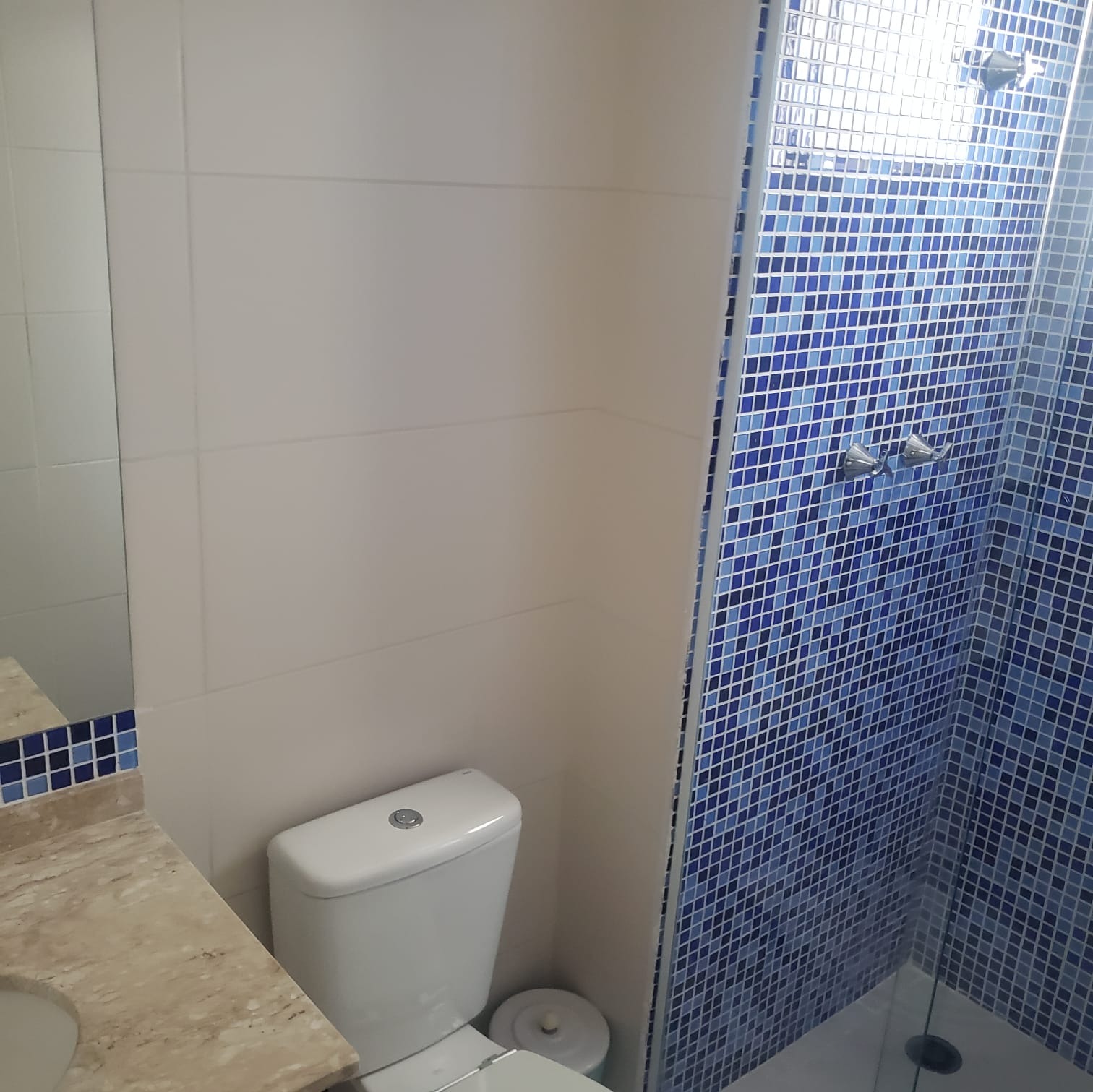 Apartamento à venda com 2 quartos, 70m² - Foto 4